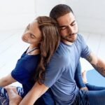 Head & Shoulders 2 in 1 Dandruff Shampoo and Conditioner, Anti-Dandruff Treatment, Tea Tree Oil for Daily Use, 32.1 oz Each, Twin Pack - Image 2